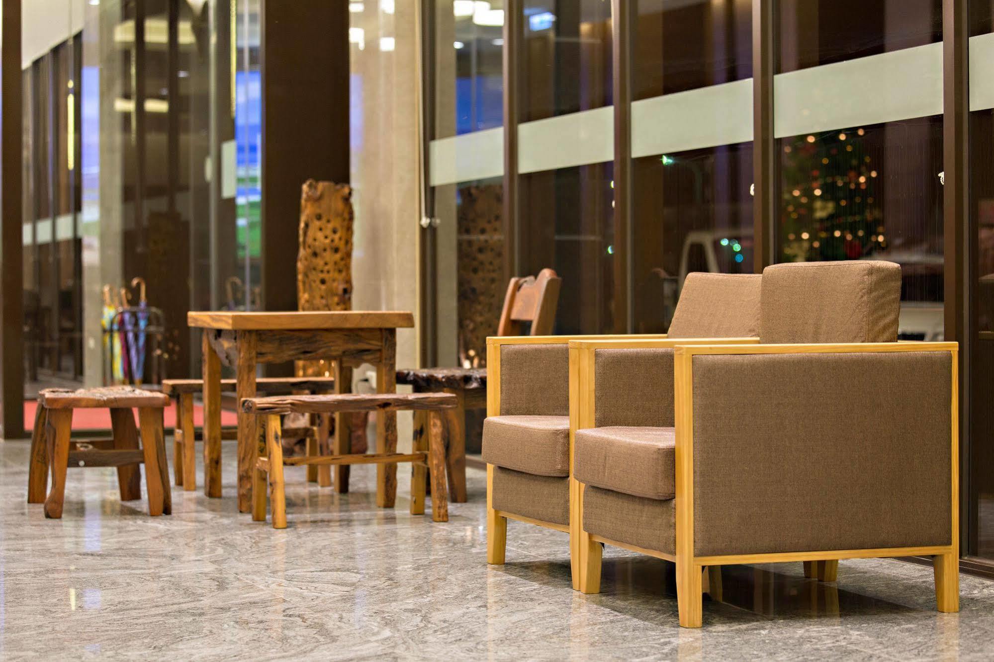 Kaishen Starlight Hotel T'ai-tung Extérieur photo