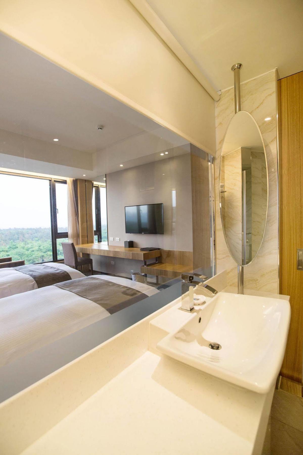 Kaishen Starlight Hotel T'ai-tung Extérieur photo