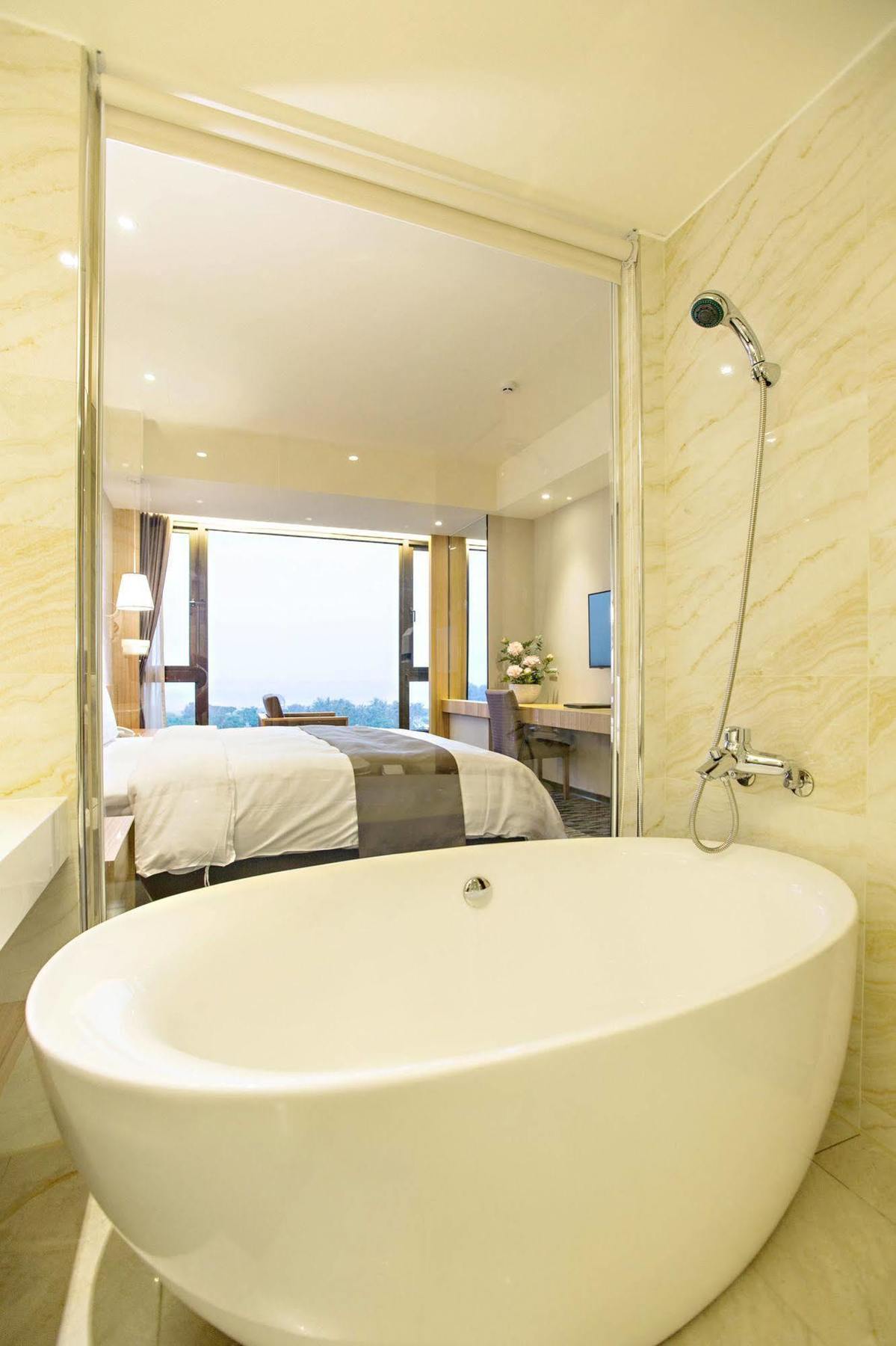 Kaishen Starlight Hotel T'ai-tung Extérieur photo