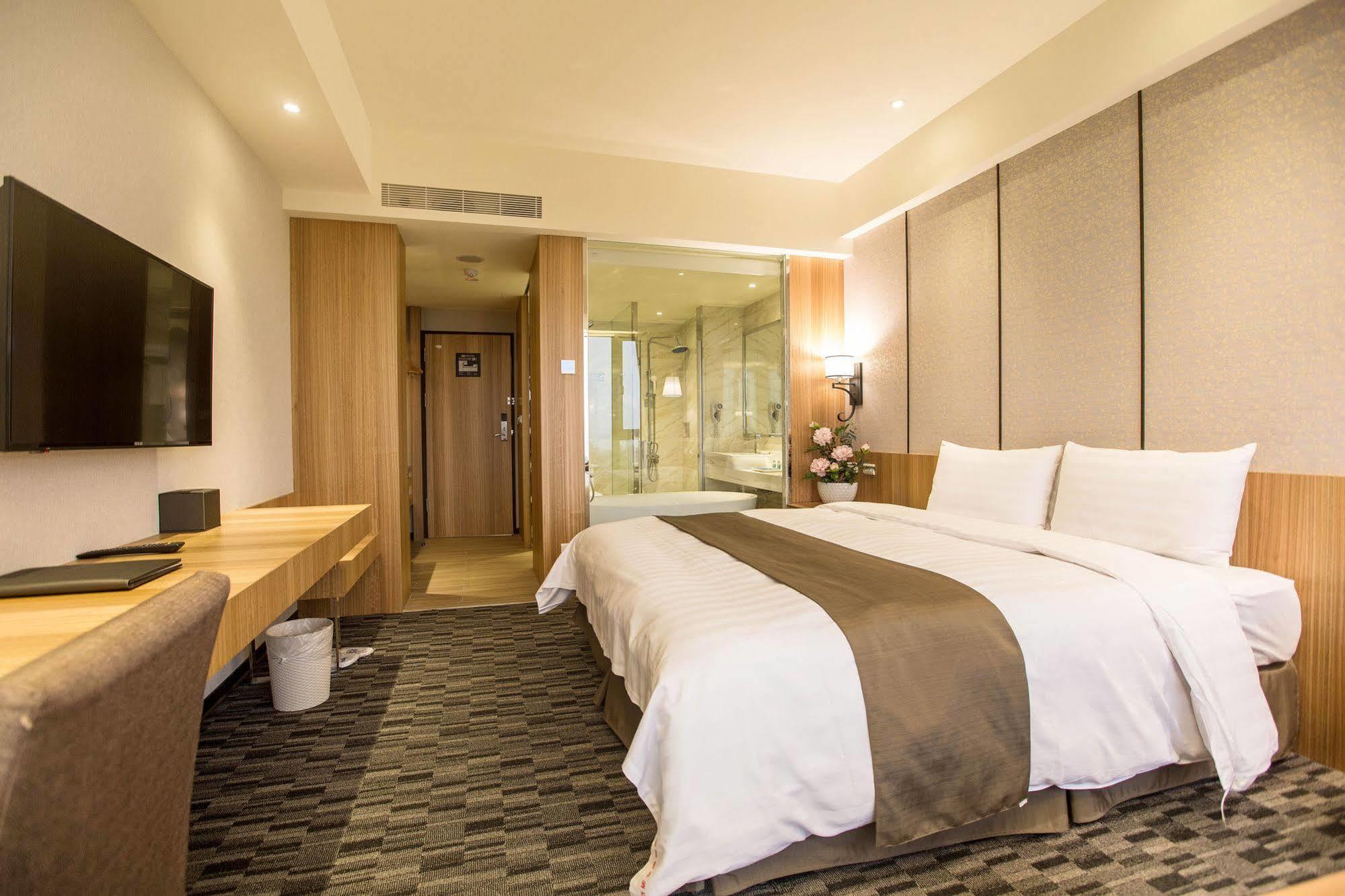 Kaishen Starlight Hotel T'ai-tung Extérieur photo